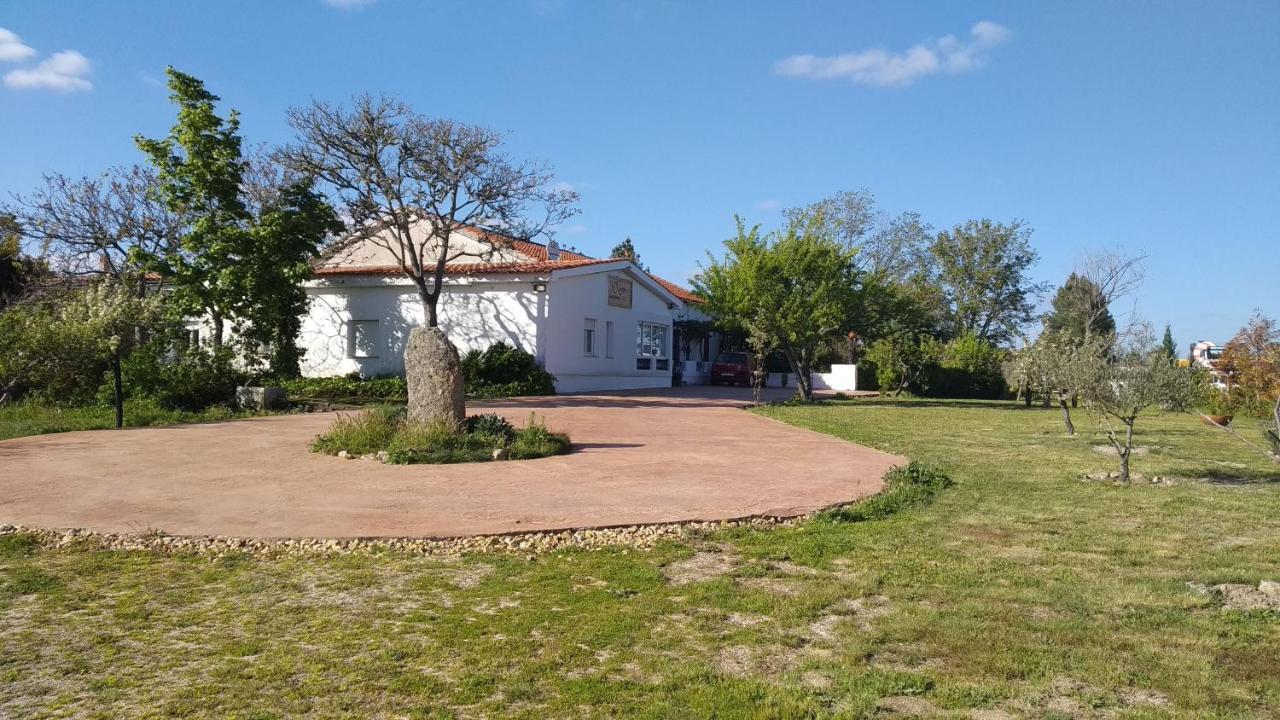 El Condado Casa Rural Fuentes de Oñoro Kültér fotó